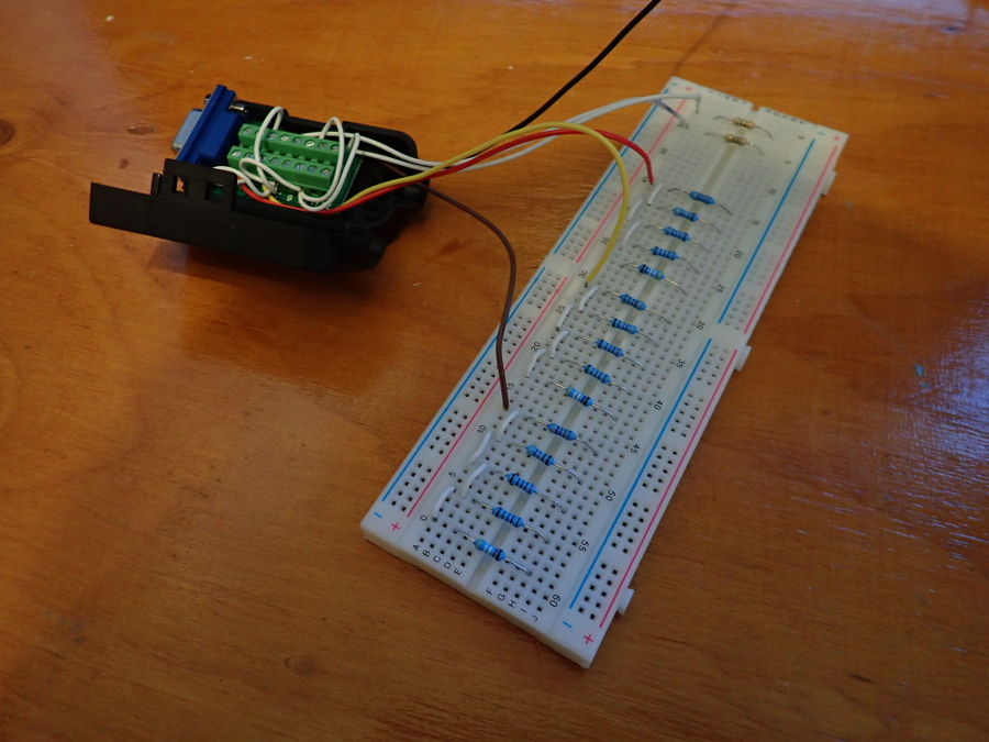Breadboard with resistor based VGA DAC